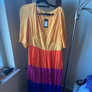 NWT! Multicolored tiered dress. Faux wrap. Size 18.
